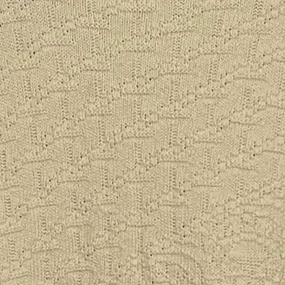 A Knitch Above Off-White Textured, Short Sleeve, Crew Neck Sweater in XL - Picture 10 of 11